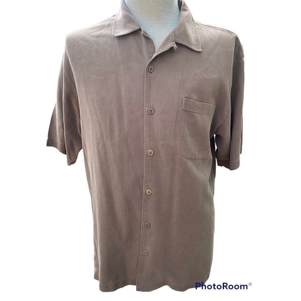 Men’s Tommy Bahama 100% Silk Short Sleeve Shirt Size L. Vacation Packable